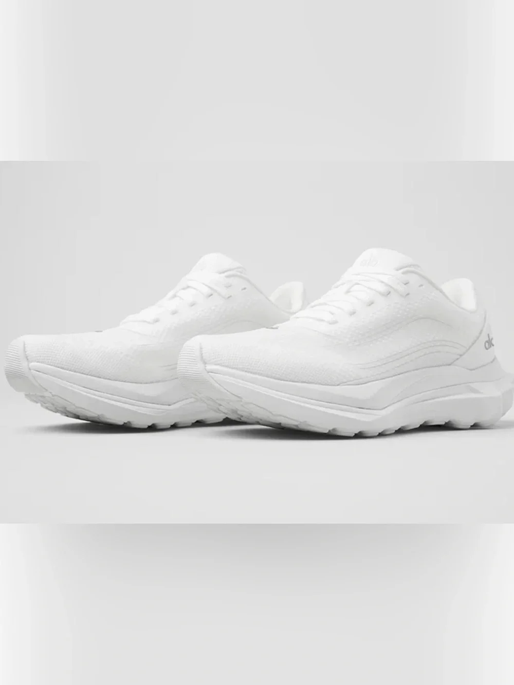 ALO Runner Sneakers